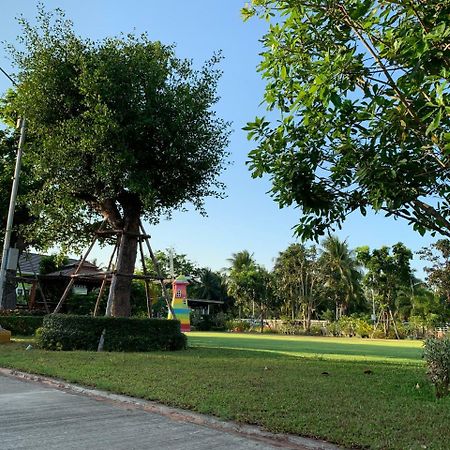 Aranya Resort Chumphon Eksteriør bilde